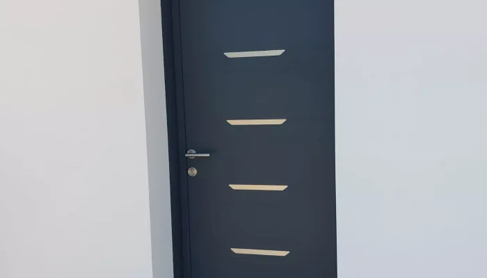 PORTE D ENTRE K LINE